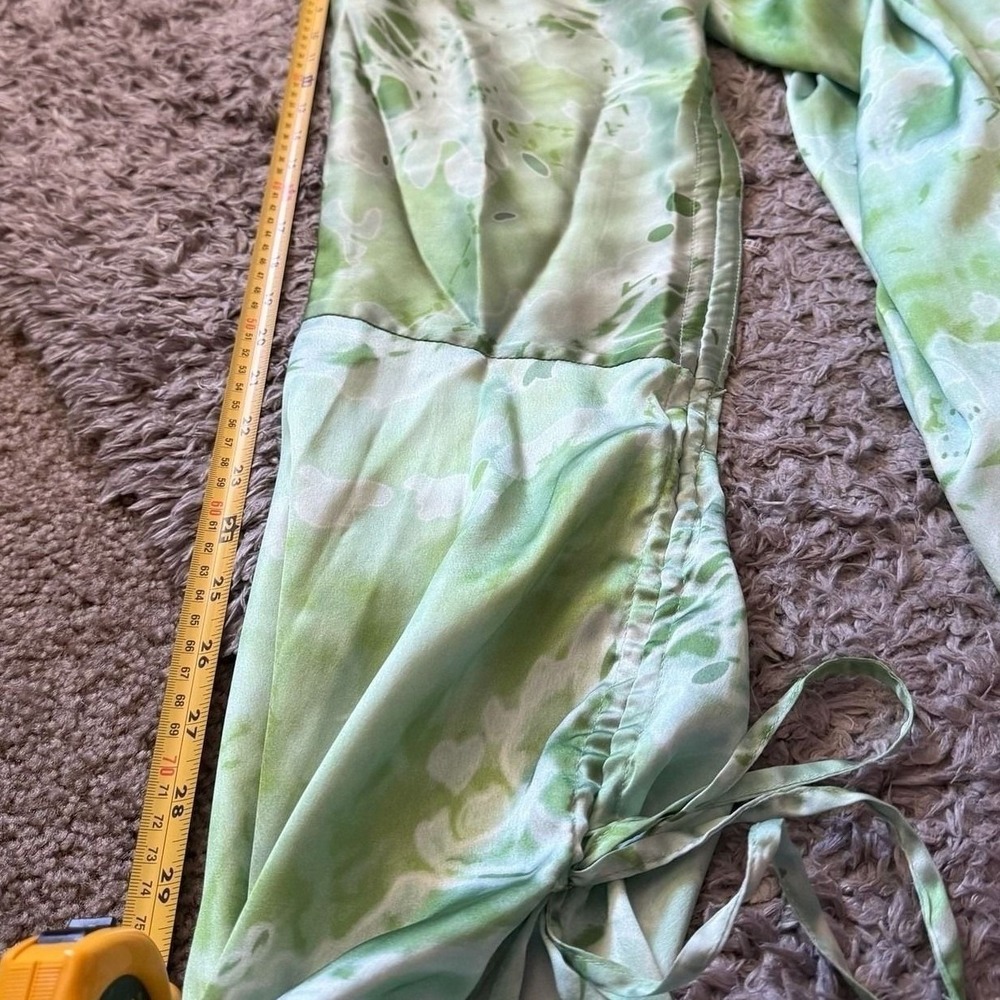 Maxi Dress Medium Boho Tie Dye Satin Ruched Bell Sleeve Green V-Neck - Picture 9 of 11